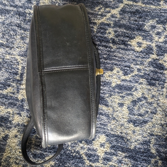Authentic vintage coach purse - Picture 5 of 8